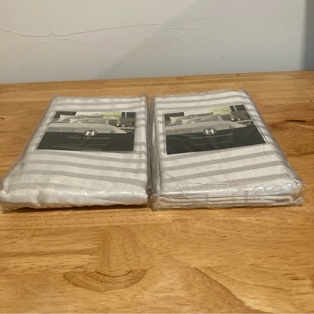 2 Standard Pillow Shams Hotel Collection Luminescent Silver New Old Stock